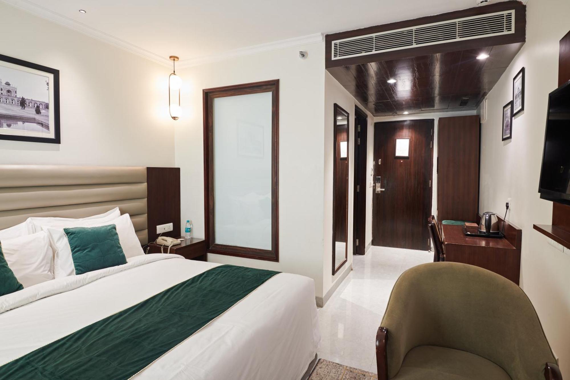 Deventure Sarovar Portico Patel Nagar New Delhi Eksteriør bilde