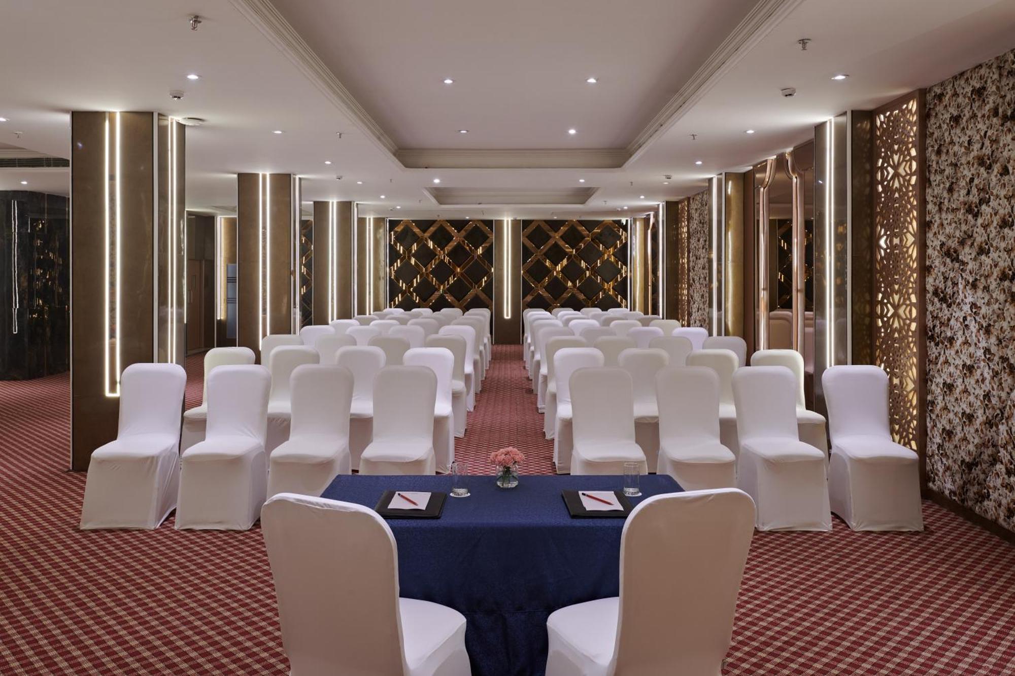 Deventure Sarovar Portico Patel Nagar New Delhi Eksteriør bilde